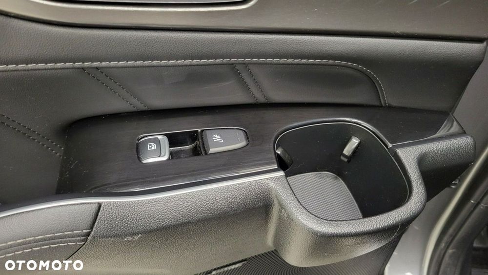 Kia Sorento - 22