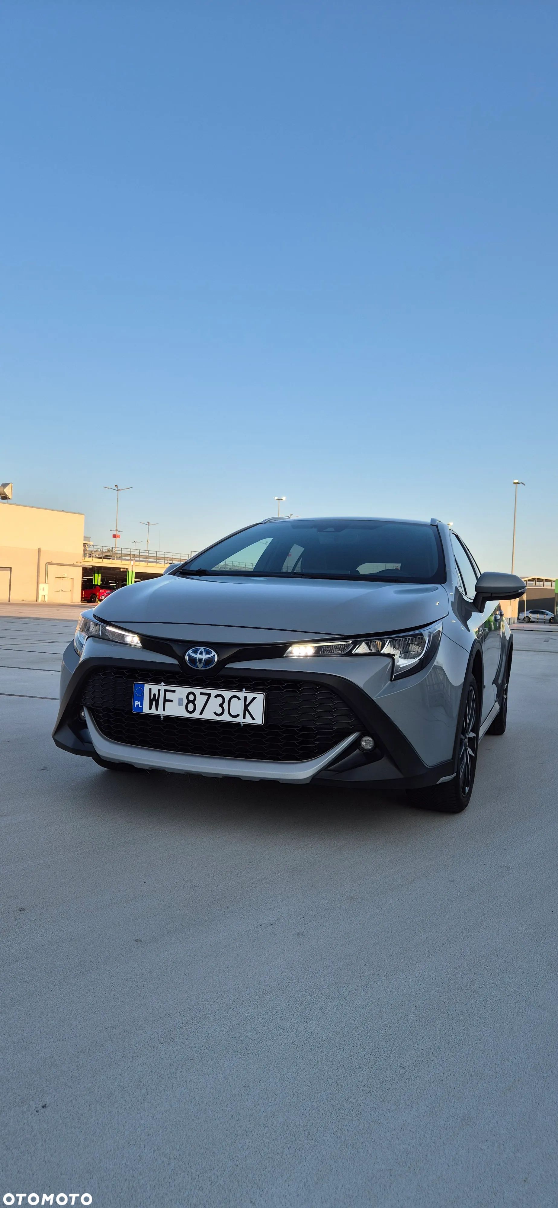 Toyota Corolla 1.8 Hybrid GPF Trek - 1