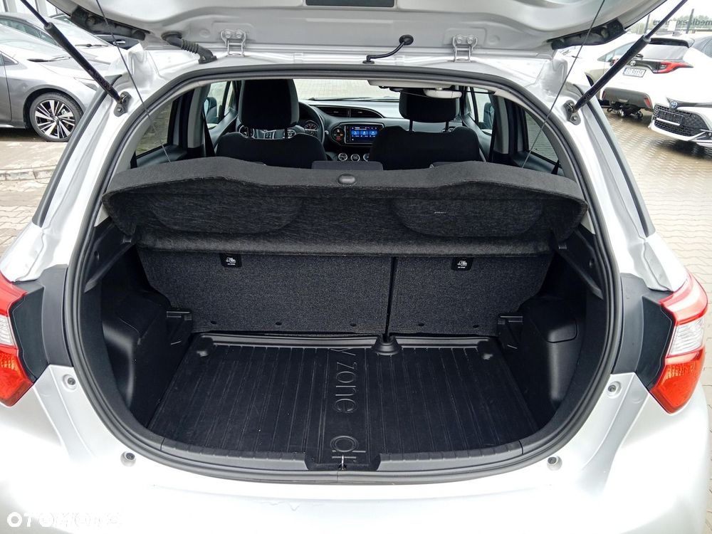 Toyota Yaris - 13