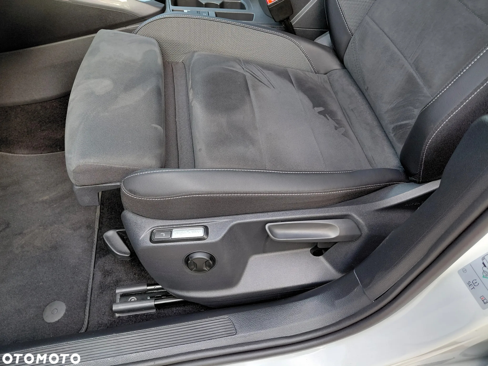 Volkswagen T-Roc 1.5 TSI Style DSG - 13