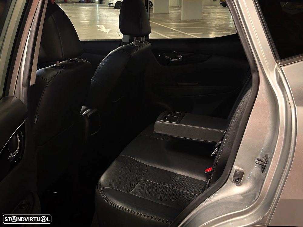 Nissan Qashqai 1.5 dCi TEKNA+ - 9