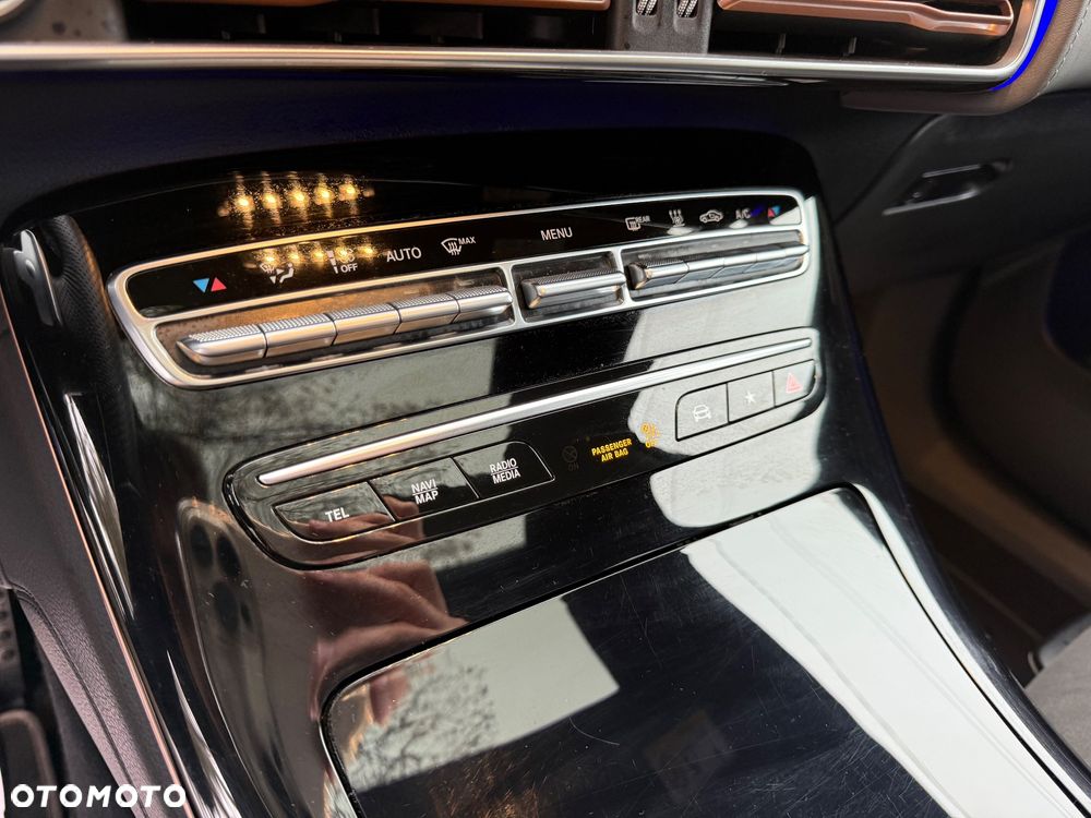 Mercedes-Benz EQC 400 4-Matic Sport - 40