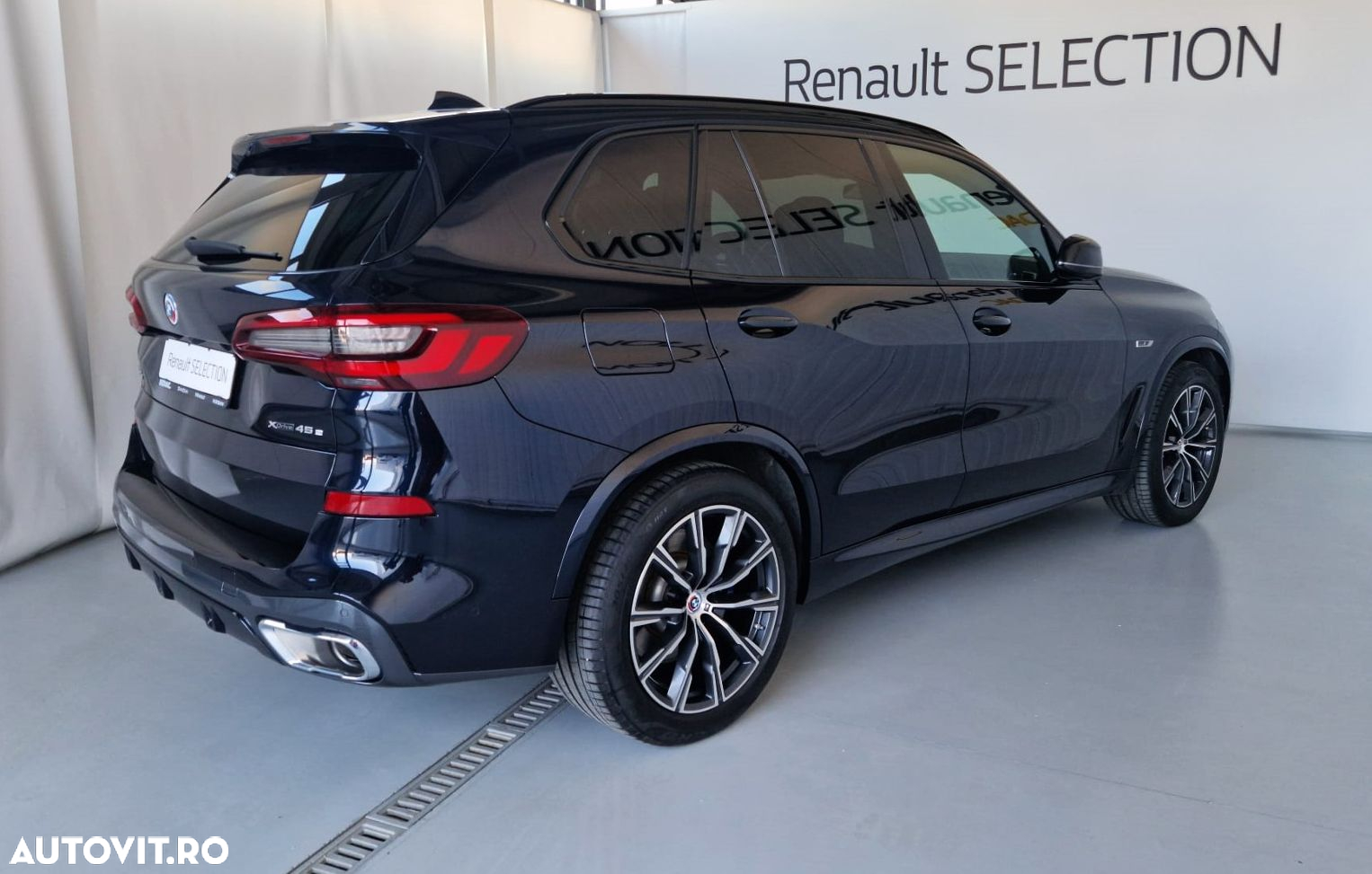 BMW X5 xDrive45e AT PHEV - 29