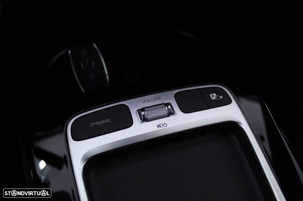 Mercedes-Benz A 250 e AMG Line - 30