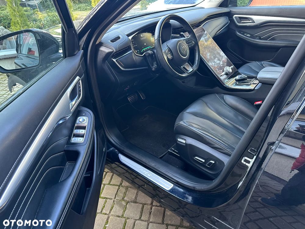 MG Marvel R Luxury - 8