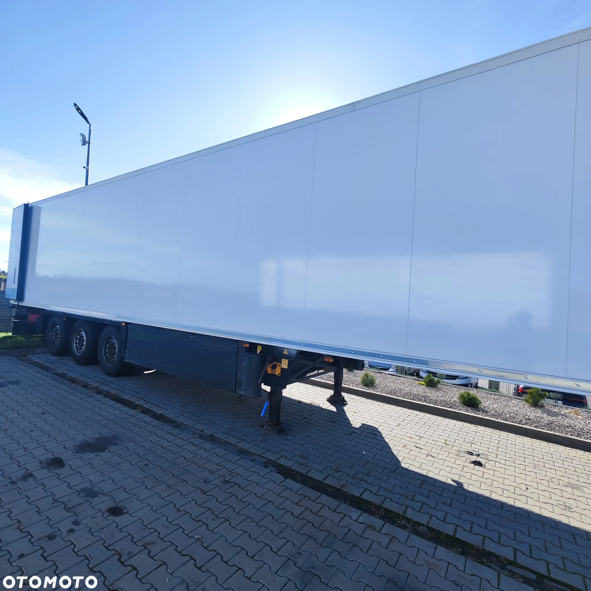 Schmitz Cargobull - 3