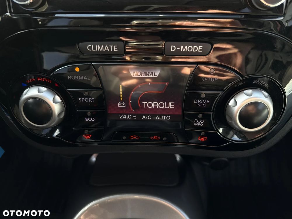 Nissan Juke 1.6 N-Connecta - 26