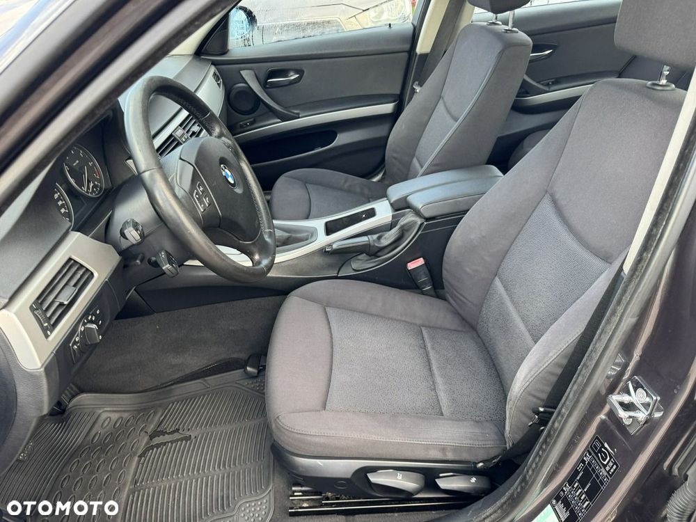 BMW Seria 3 - 15
