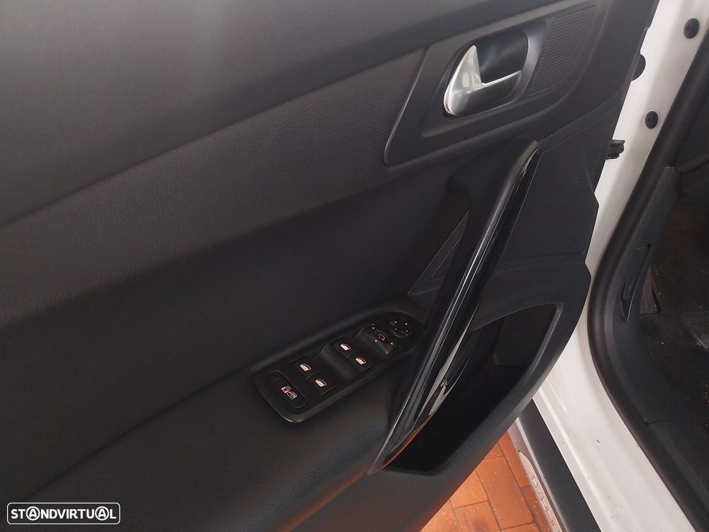 Peugeot 508 RXH 2.0 HDi Hybrid4 2-Tronic - 3