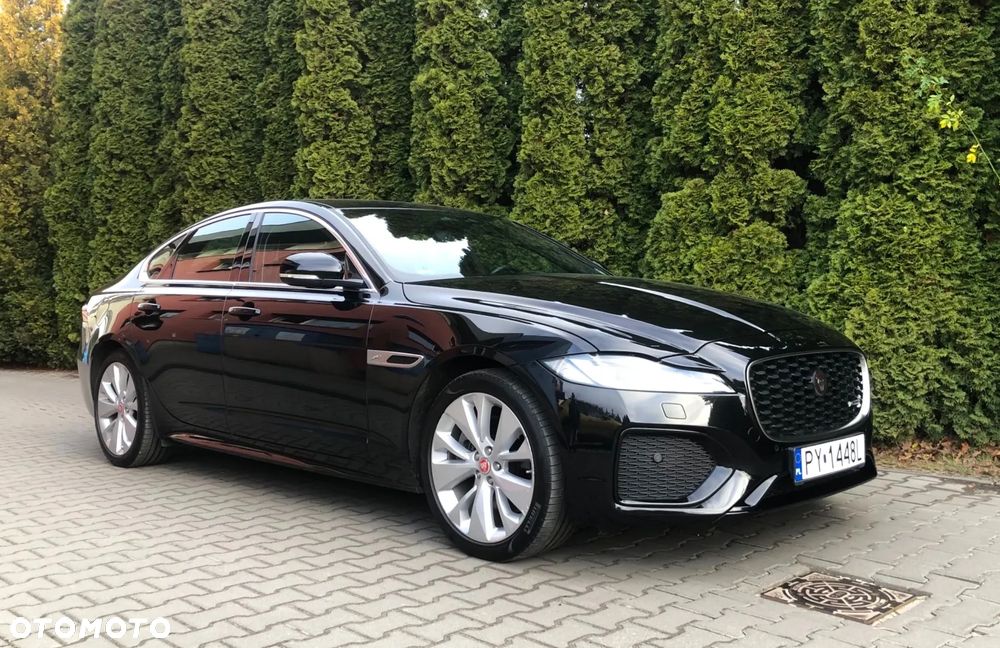 Jaguar XF 2.0 D200 mHEV AWD R-Dynamic SE - 2