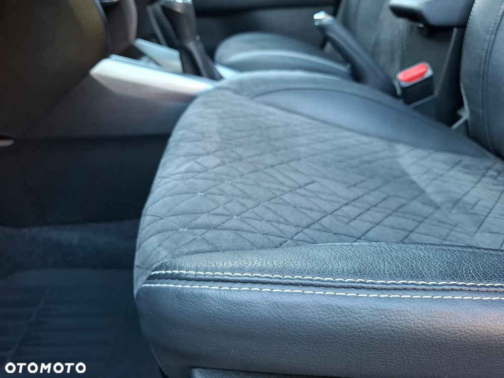 Suzuki Vitara 1.0 Boosterjet Premium 4WD - 17