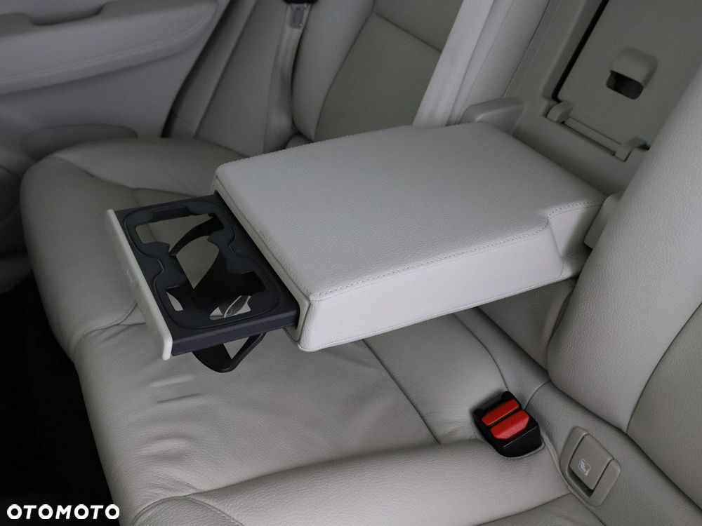 Volvo XC 60 T6 Plug-In Hybrid AWD Inscription Expression - 40