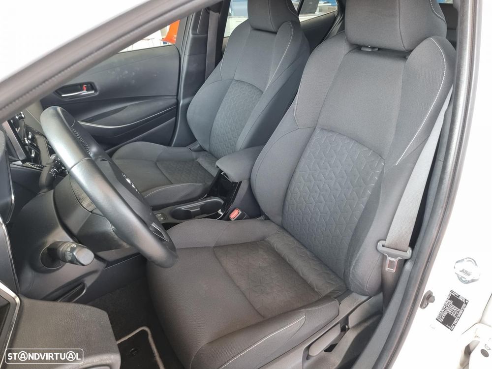Toyota Corolla 1.8 Hybrid Comfort - 15