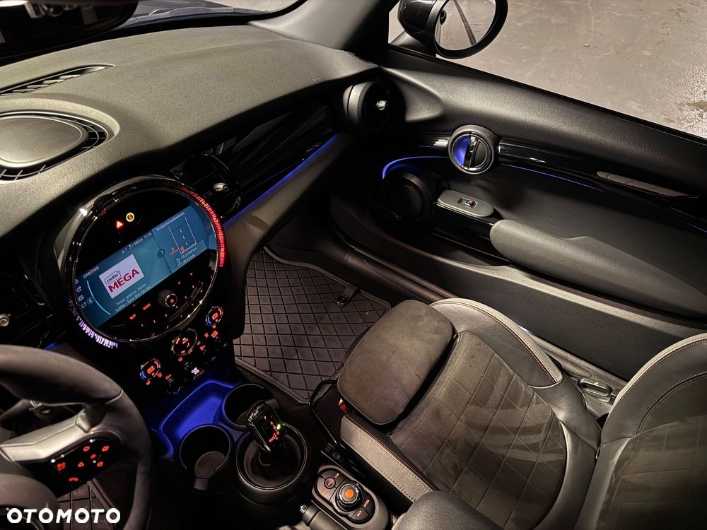 MINI John Cooper Works - 26