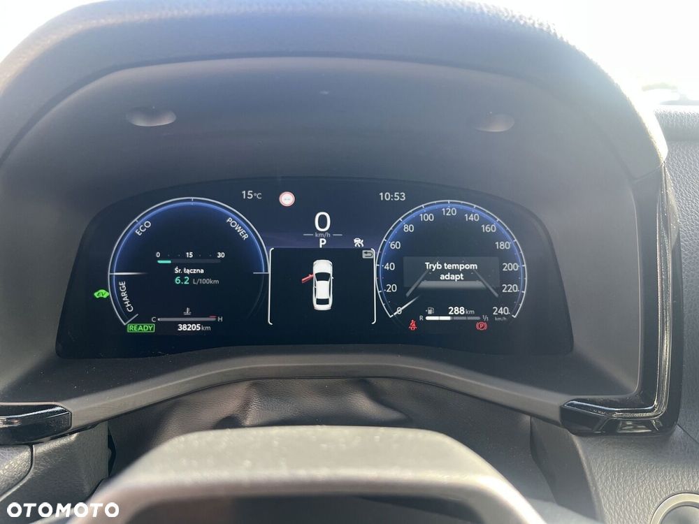 Toyota Camry - 22