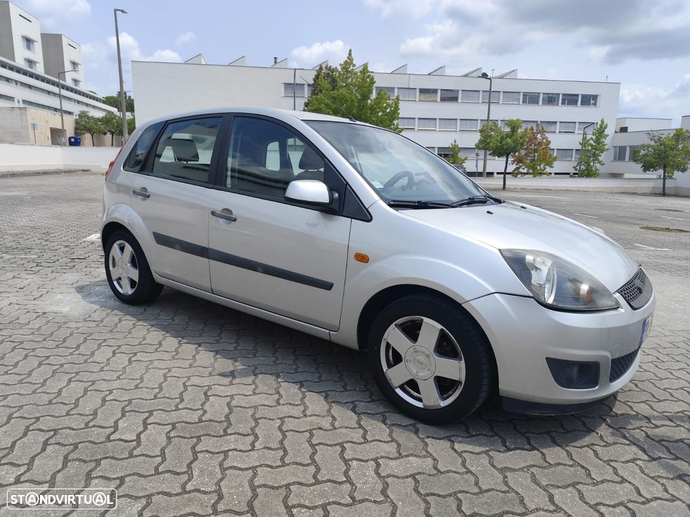 Ford Fiesta 1.25 Zetec - 6