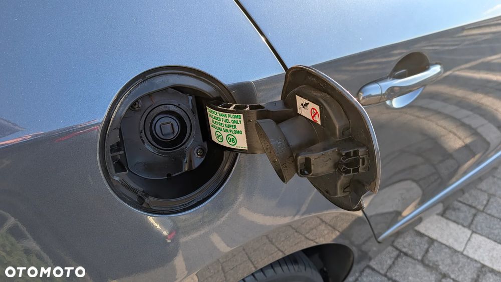 Renault Megane ENERGY TCe 115 Start & Stop LIMITED - 19
