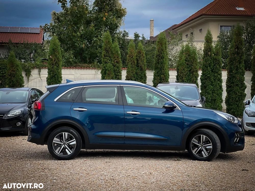Kia Niro 1.6 GDI HEV 2WD OPF Aut. Edition 7 - 3