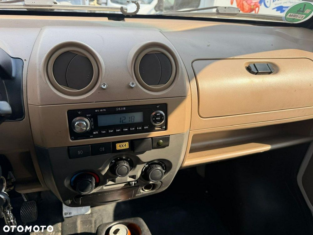 DFSK DFSK Piagoo Foodtruck food truck kontener 2013 - 16