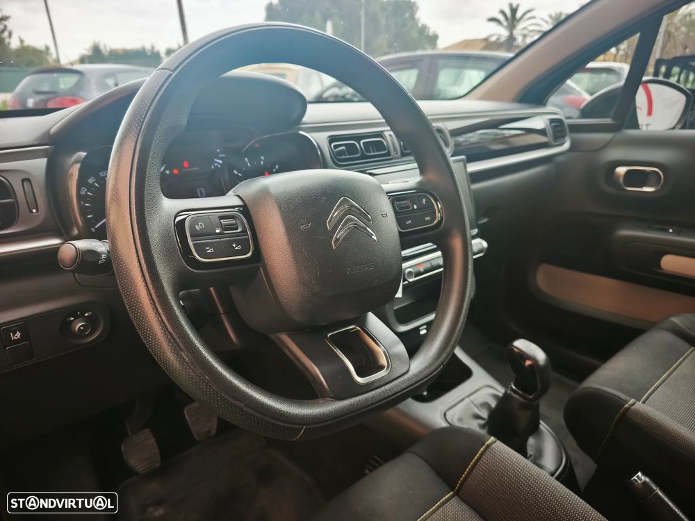 Citroën C3 1.2 PureTech Shine - 22