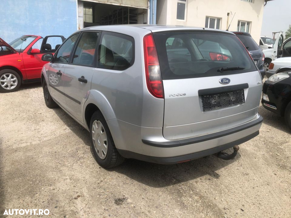 Dezmembrez piese Ford Focus 2 - 3