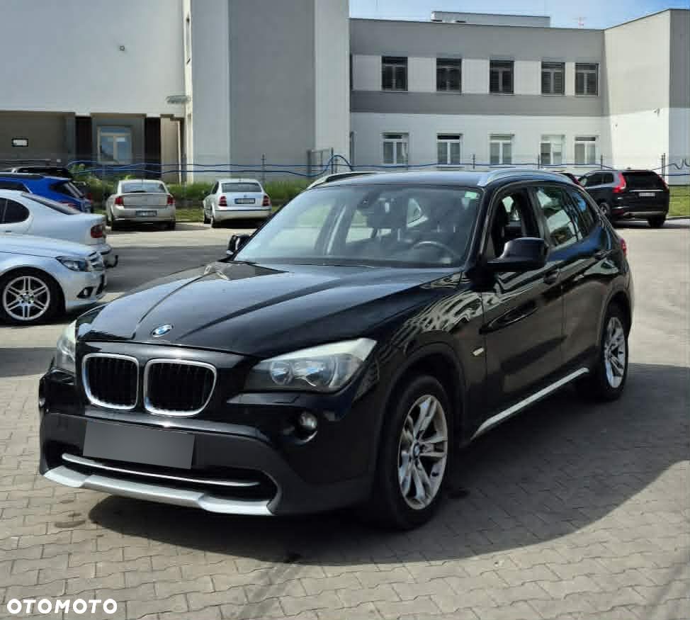 BMW X1 xDrive18d - 1