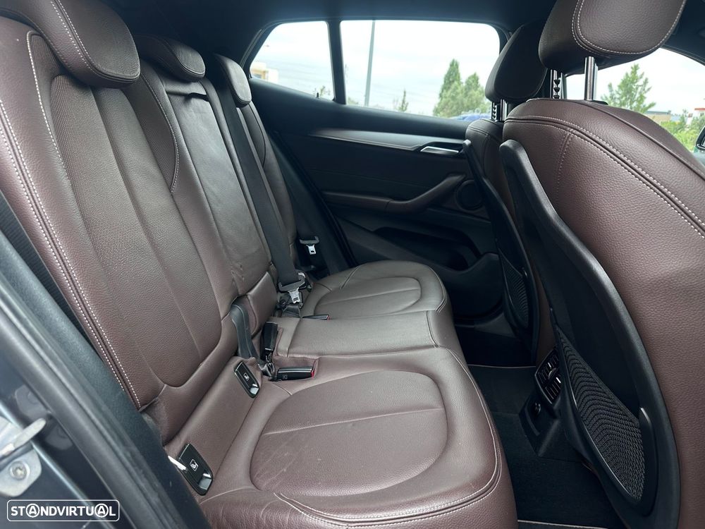 BMW X2 18 d sDrive Auto Pack M — fotografia 14