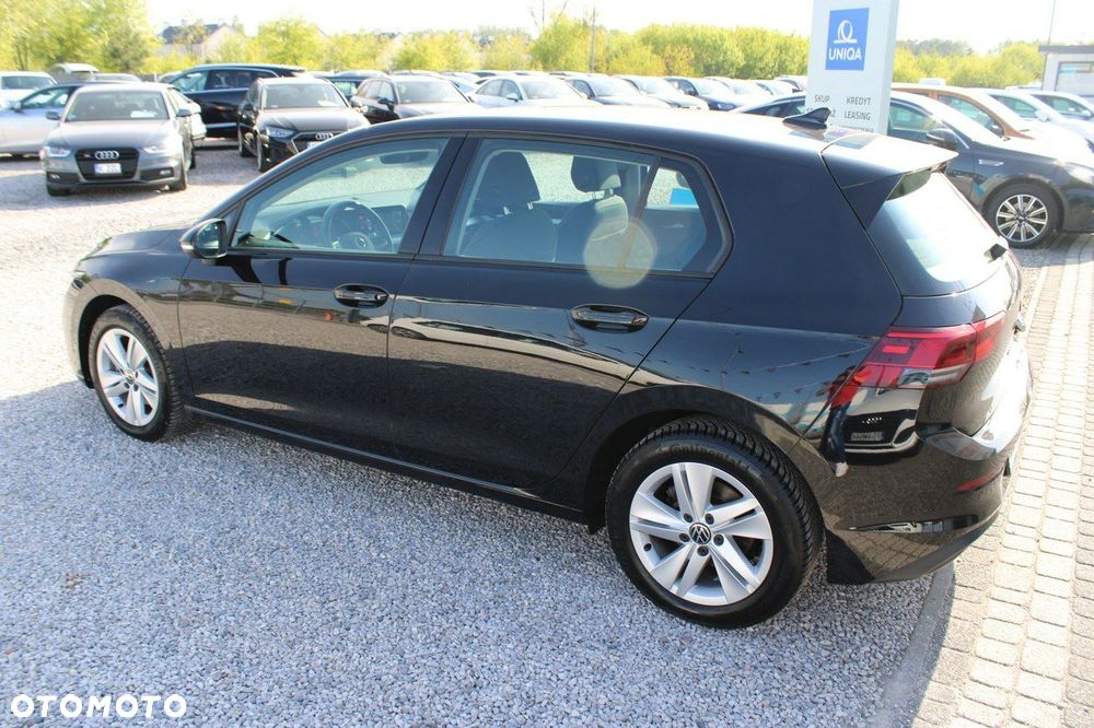 Volkswagen Golf - 9
