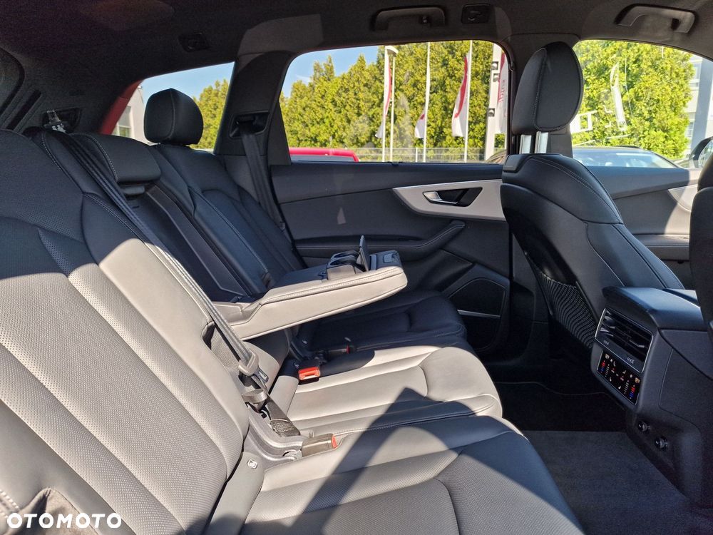 Audi Q7 - 16