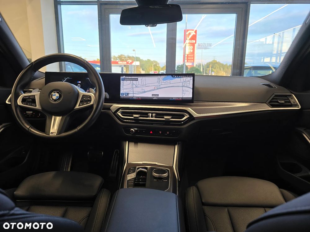 BMW Seria 3 318i M Sport - 14