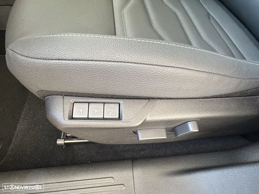 Jeep Avenger 54 kWh Summit - 14