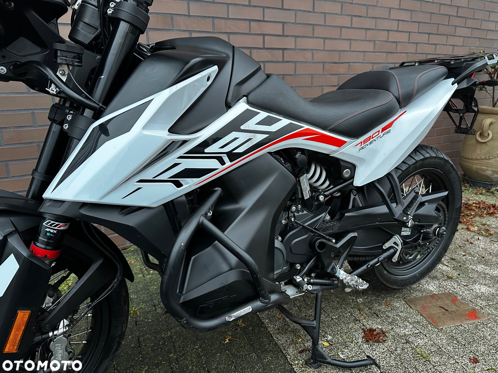 KTM Adventure - 10