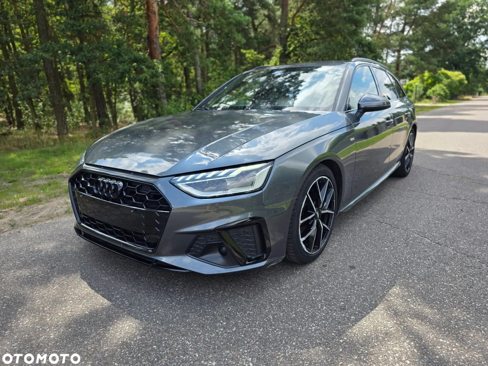 Audi A4 Avant 35 TFSI S tronic S line - 1