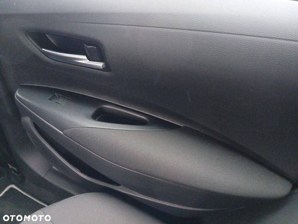 Toyota Corolla 1.8 Hybrid Comfort - 39