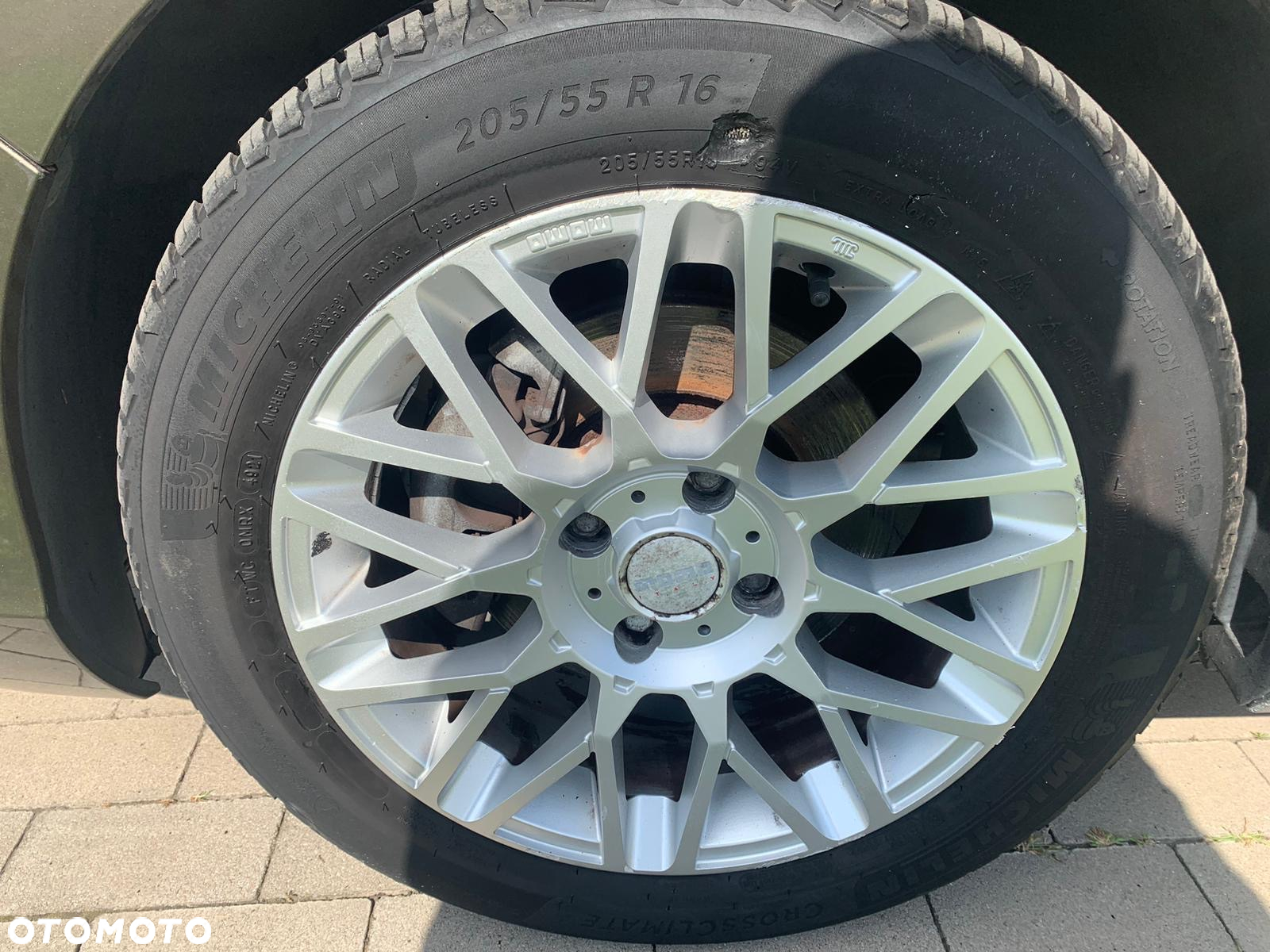 Citroën C4 1.6 HDi Exclusive - 9
