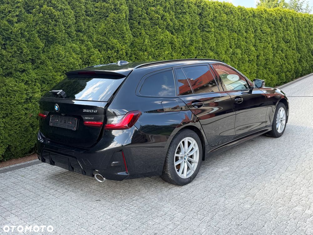 BMW Seria 3 320d xDrive MHEV M Sport sport - 2