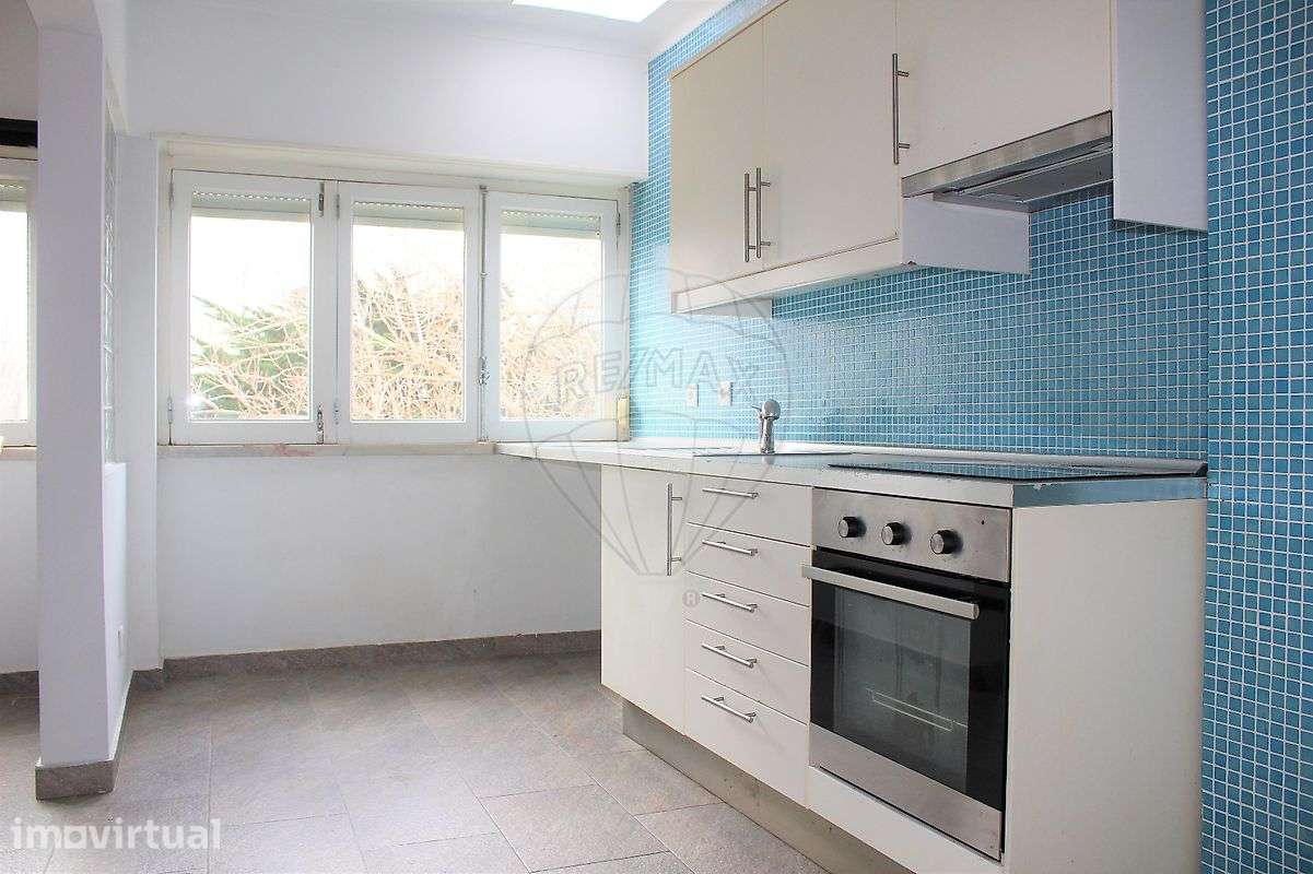 Apartamento T1 para arrendamento - Grande imagem: 2/7