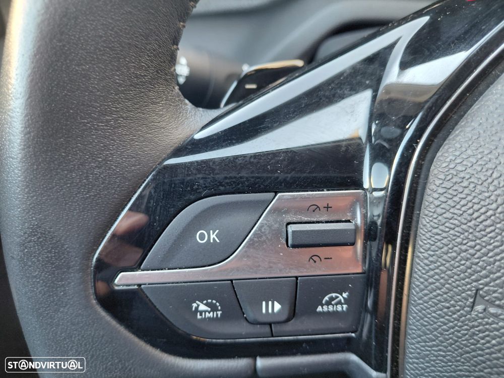 Peugeot 308 SW 1.5 BlueHDi Allure EAT8 - 12