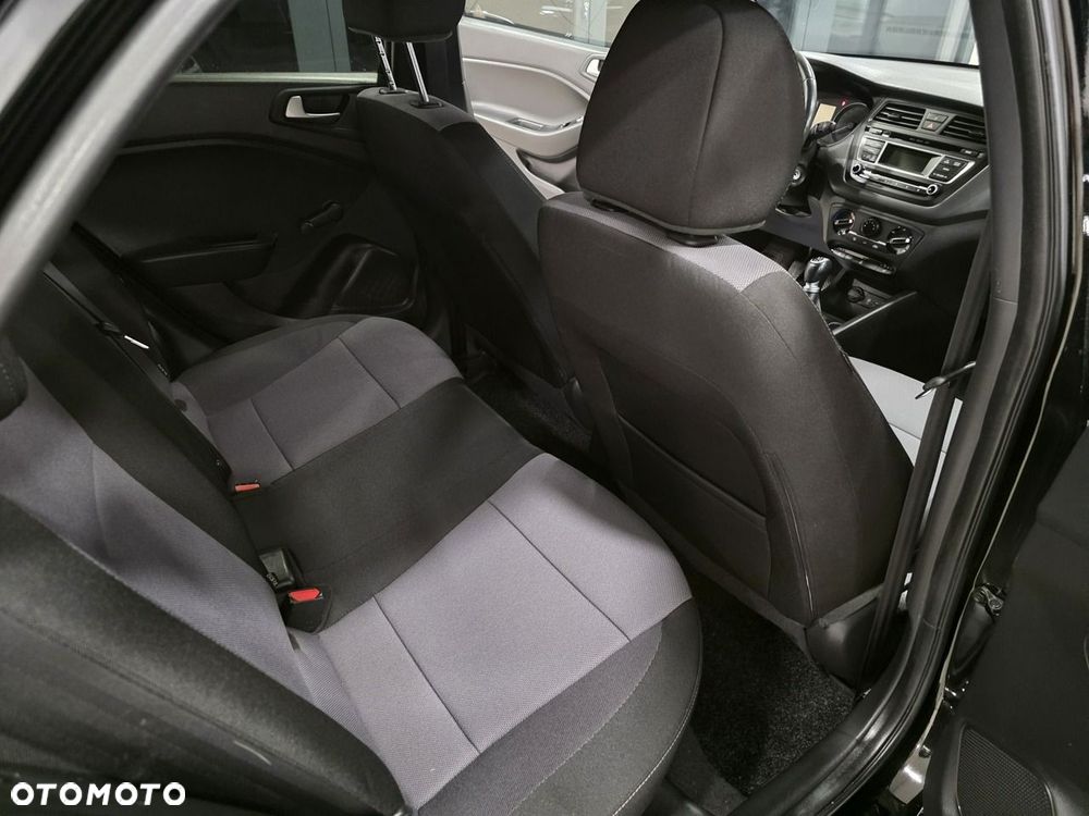 Hyundai i20 1.2 Passion - 15