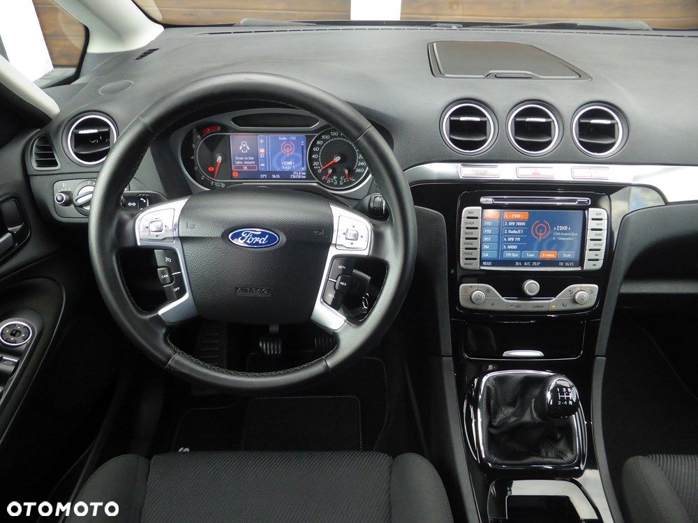 Ford S-Max 2.0 Viva Titanium - 31