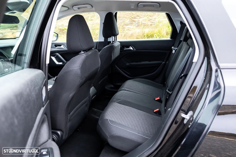 Peugeot 308 SW 1.5 BlueHDi Active EAT8 - 32