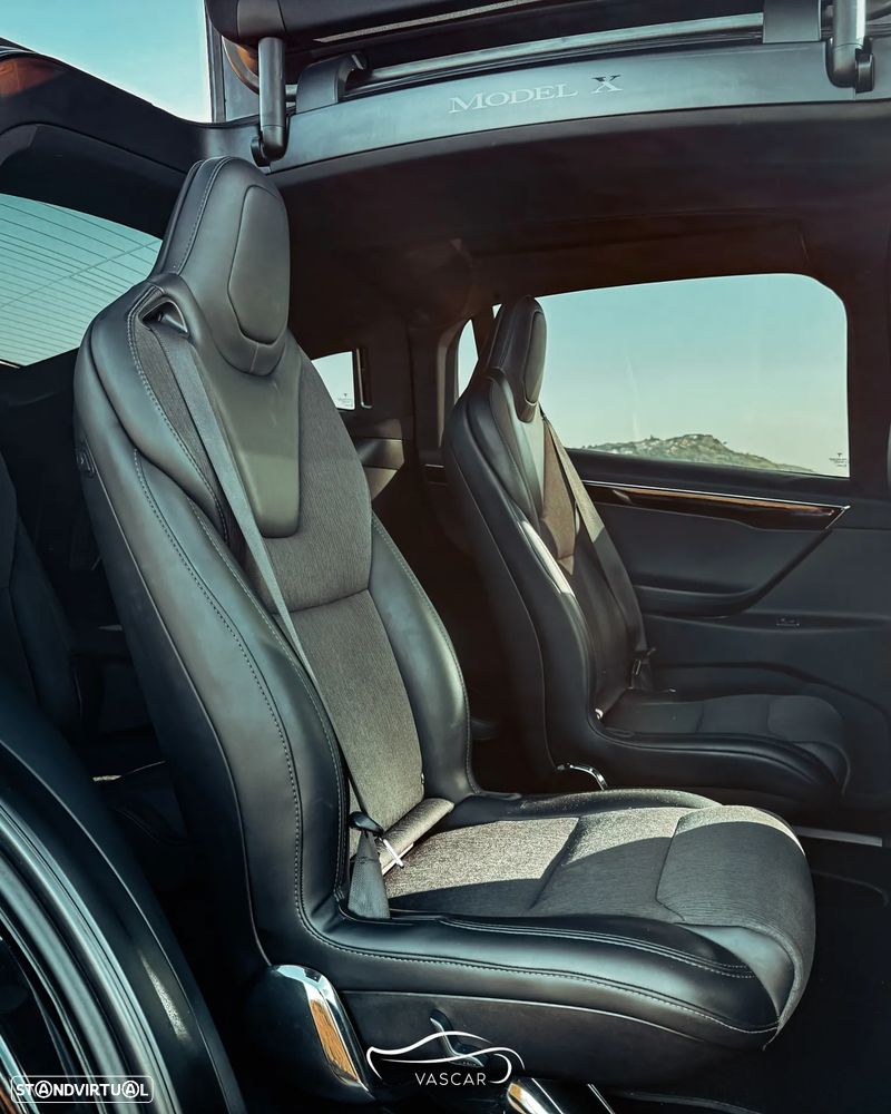 Tesla Model X 100D AWD - 11
