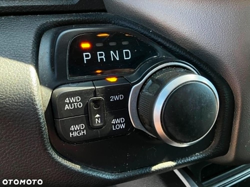 RAM 1500 5.7 Crew Cab Laramie - 12