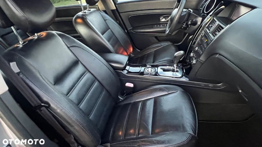 Renault Latitude 2.0 dCi Initiale - 27