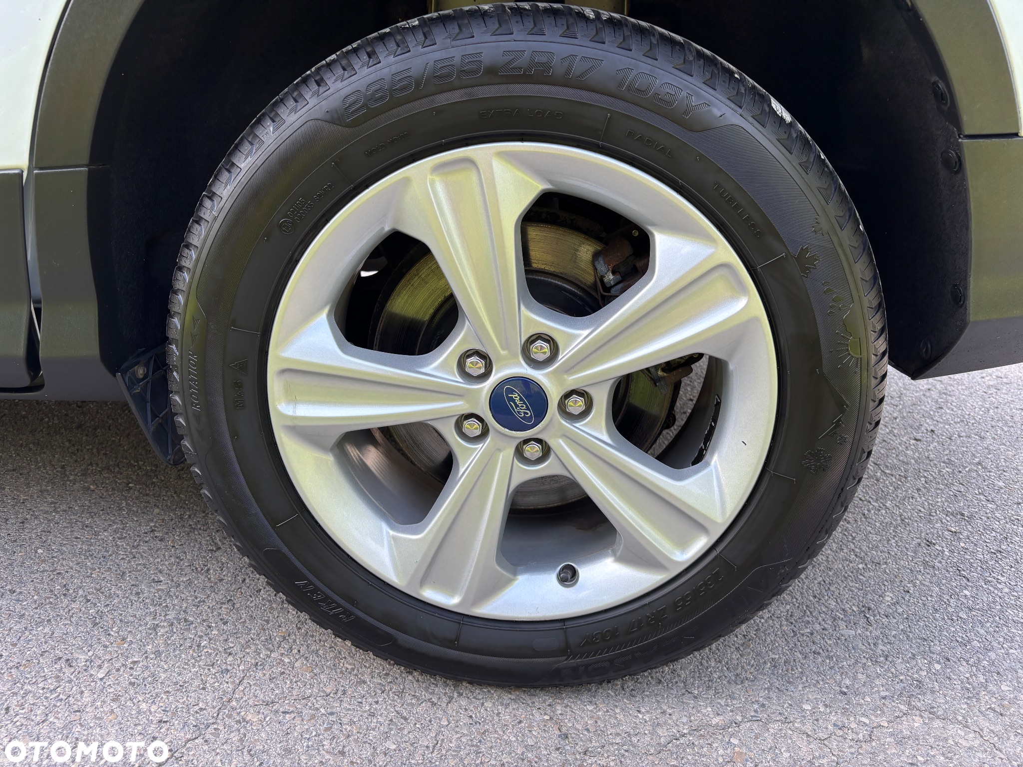 Ford Kuga 1.5 EcoBoost 2x4 Titanium - 22