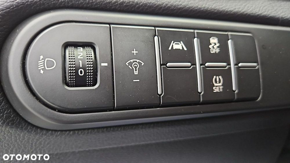 Kia Ceed 1.5 T-GDI M - 17