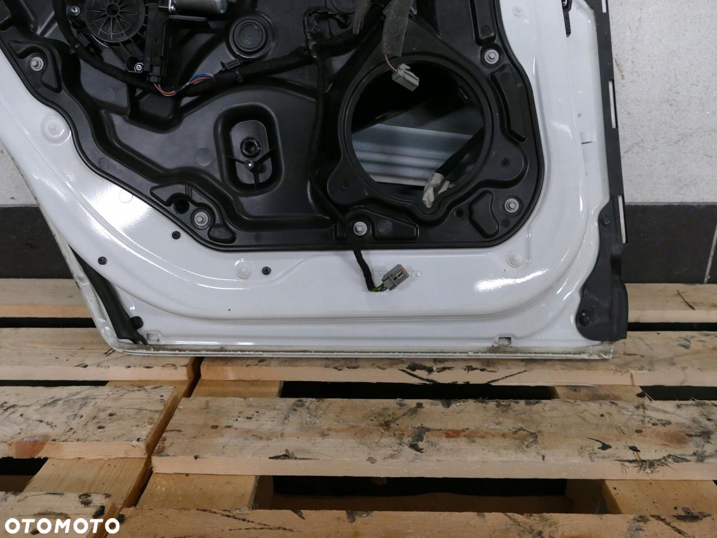 VOLVO XC60 I LIFT R-DESIGN DRZWI LEWY TYŁ LEWE TYLNE 614-46 - 14