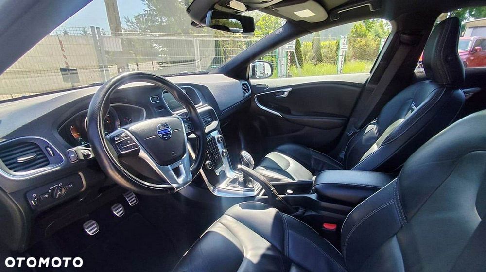 Volvo V40 - 20