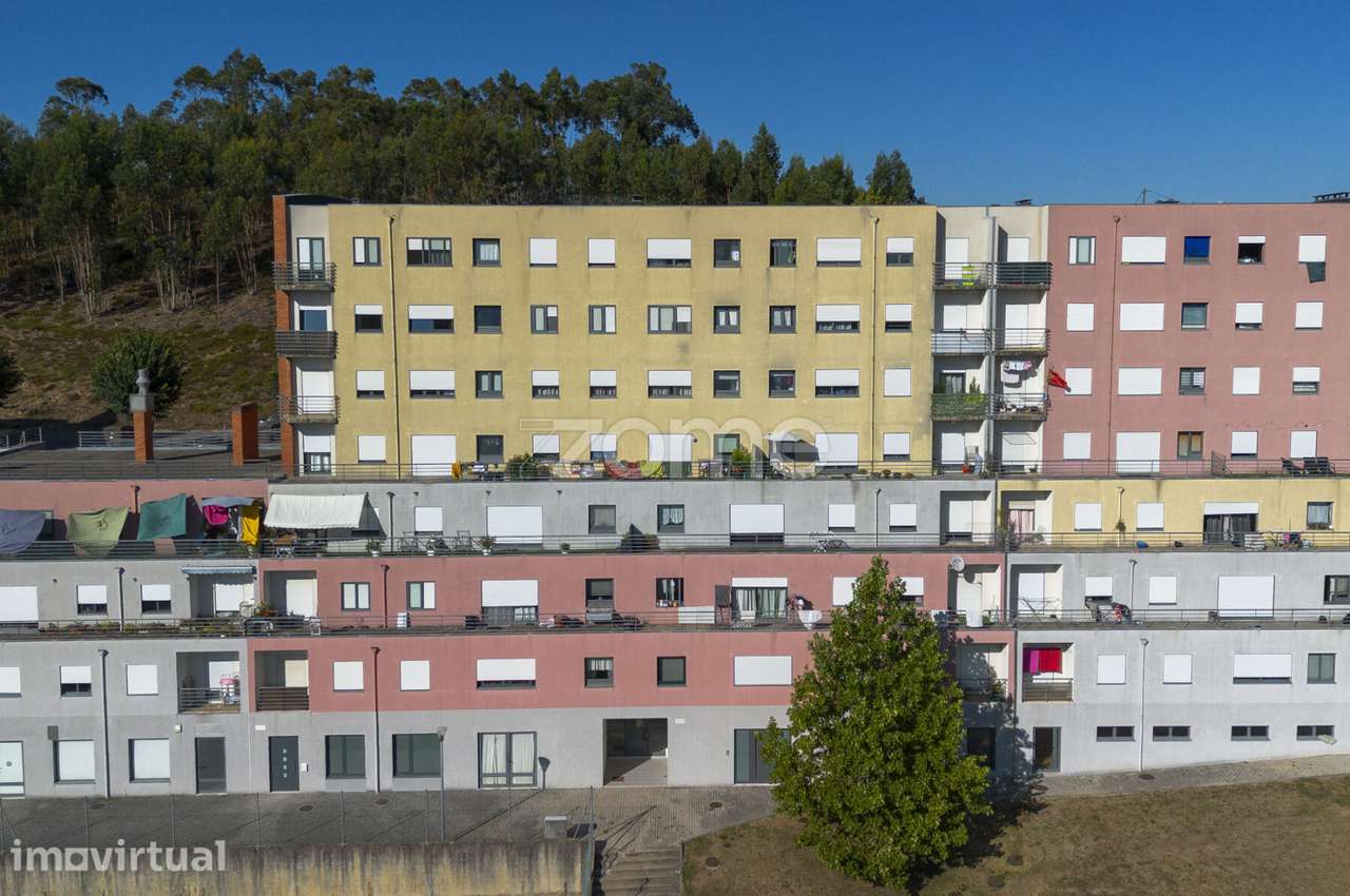 Apartamento T3+1 com Varanda, Garagem e Arrumos | Alfena, Valongo - Grande imagem: 2/37