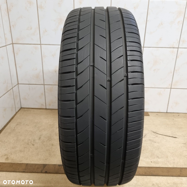 1 opona letnia 225/45 ZR17 91W Kumho Ecsta HS52